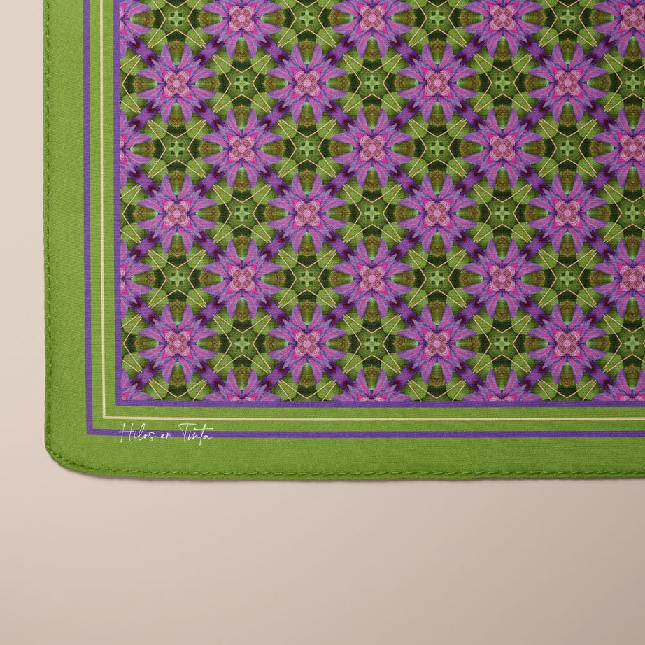 Pañuelo Pétalos y Estrellas Eco-Luxe E