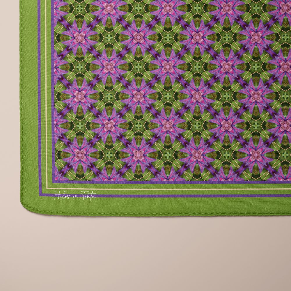 Pañuelo Pétalos y Estrellas Eco-Luxe E