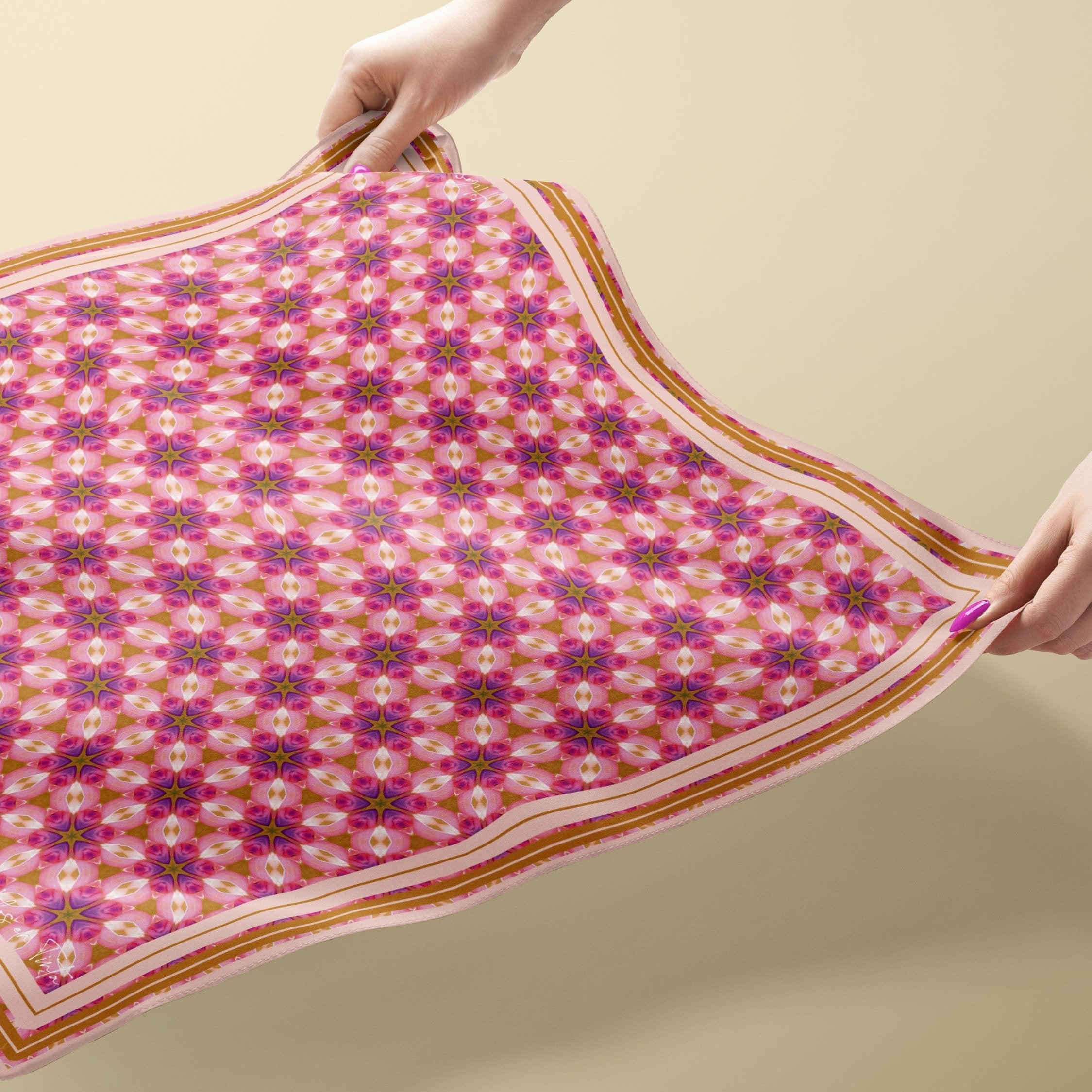 Pañuelo Pétalos y Estrellas Eco-Luxe A